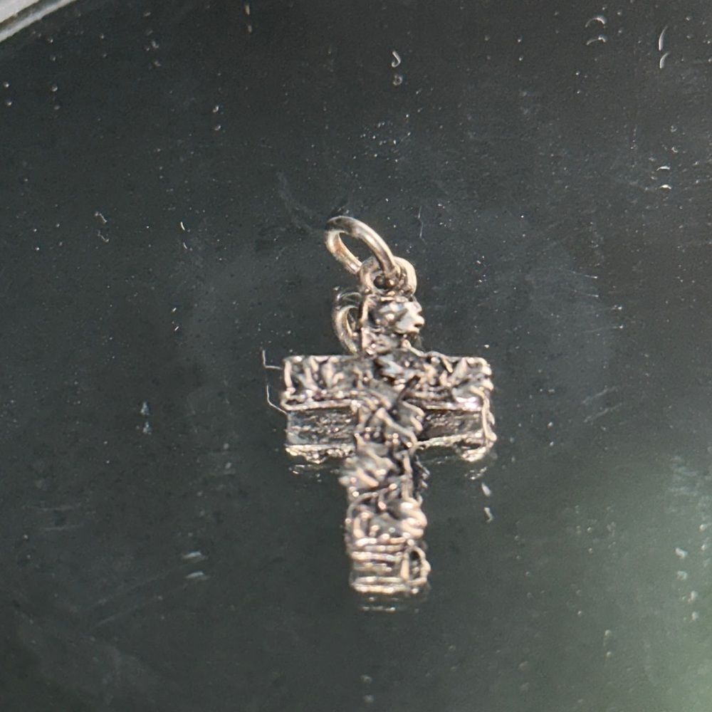 Small Sterling Silver Ivy Wrapped Cross Charm or Pendant‎